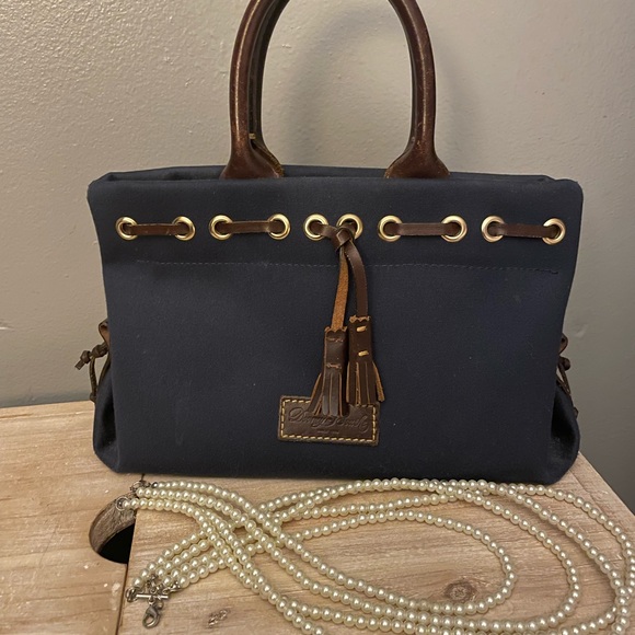Dooney Bourke bag - Picture 6 of 8